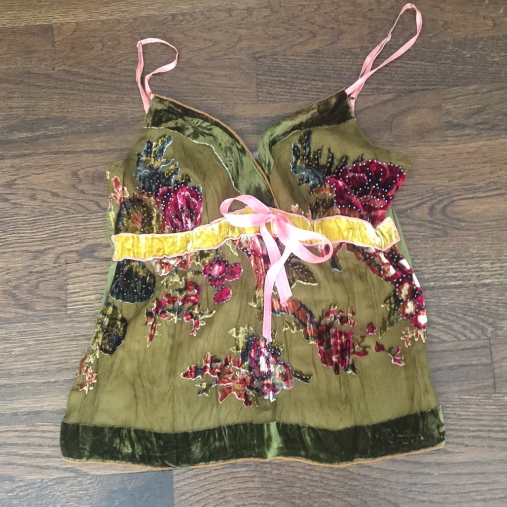 Beautiful Beaded Boutique Top small